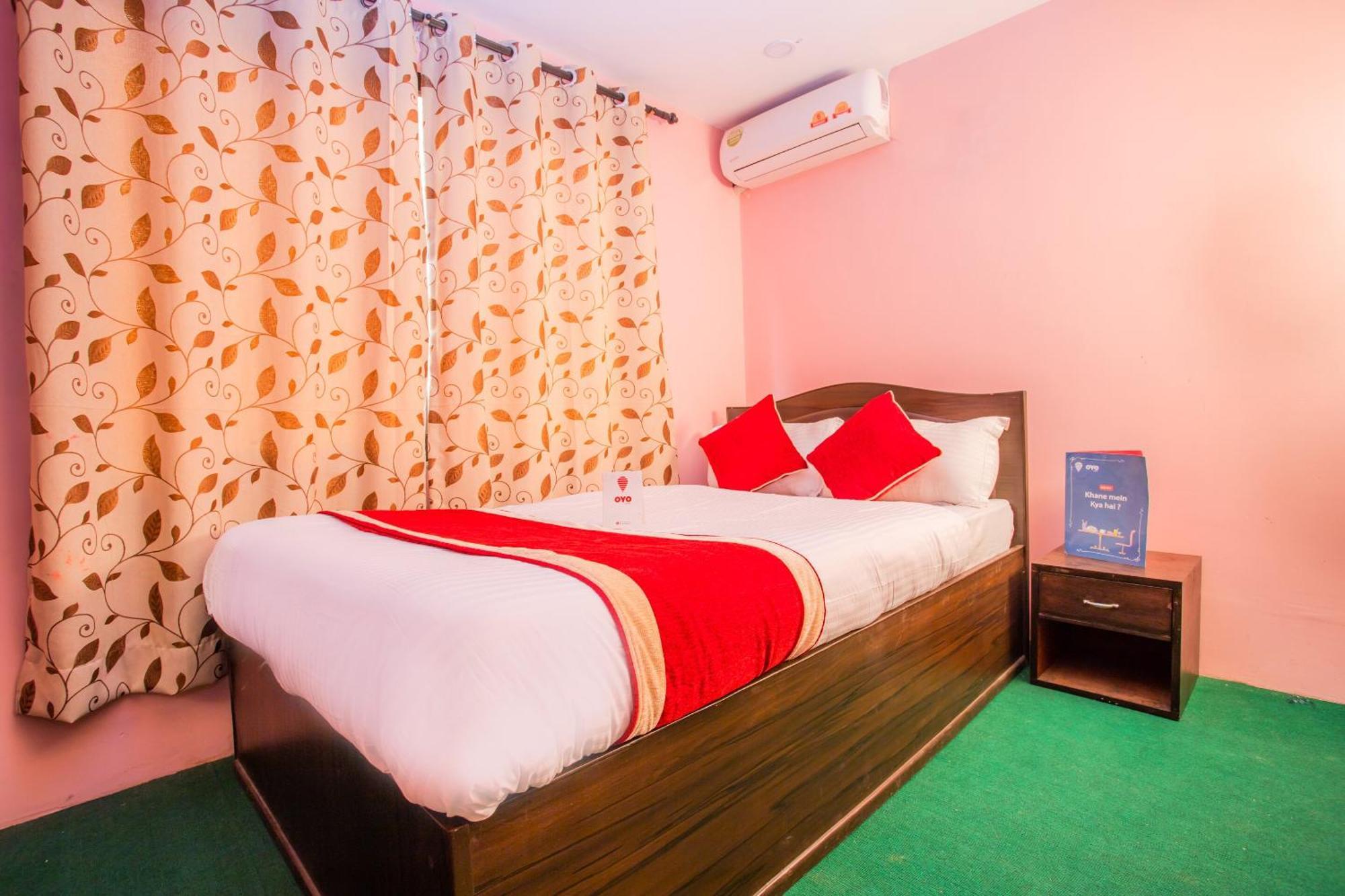 Oyo 137 Hotel Pranisha Inn Pashupatinath Bagian luar foto