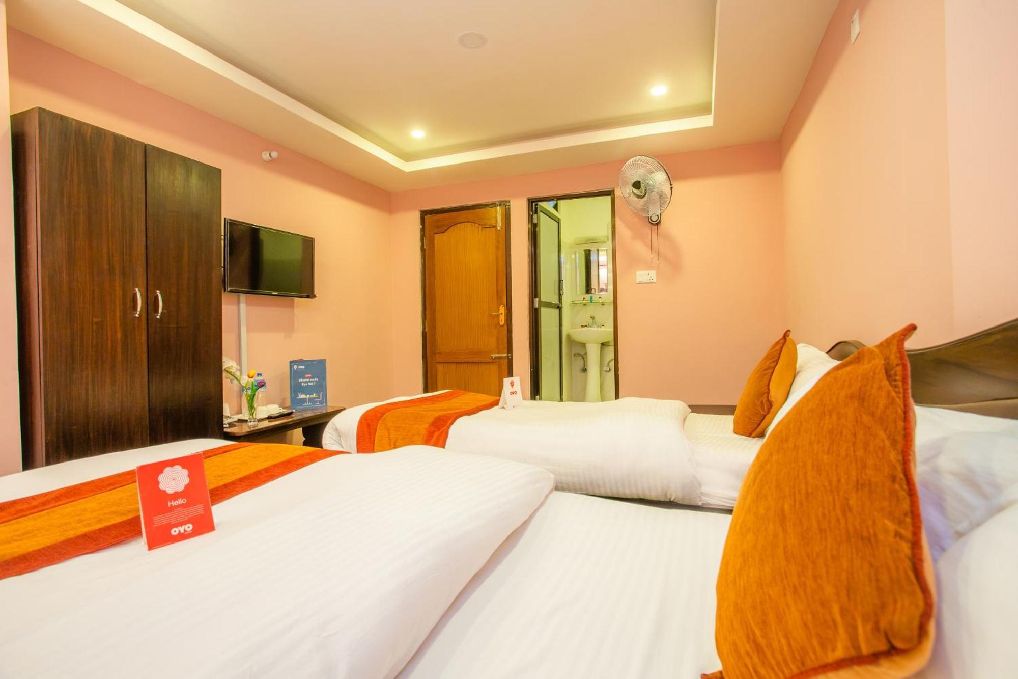 Oyo 137 Hotel Pranisha Inn Pashupatinath Bagian luar foto