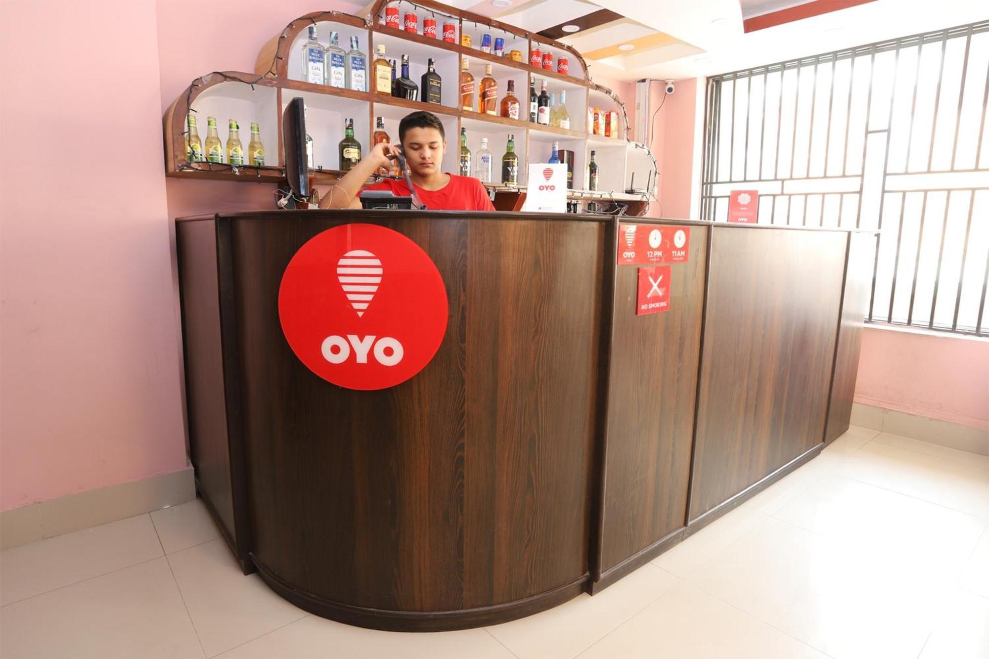 Oyo 137 Hotel Pranisha Inn Pashupatinath Bagian luar foto